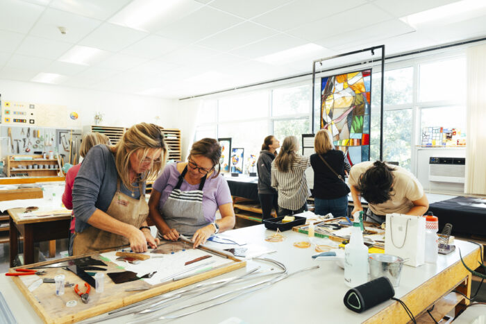 Atelier découverte à l'École de vitrail Carole Deslauriers (Photo: Anthony Nadon)